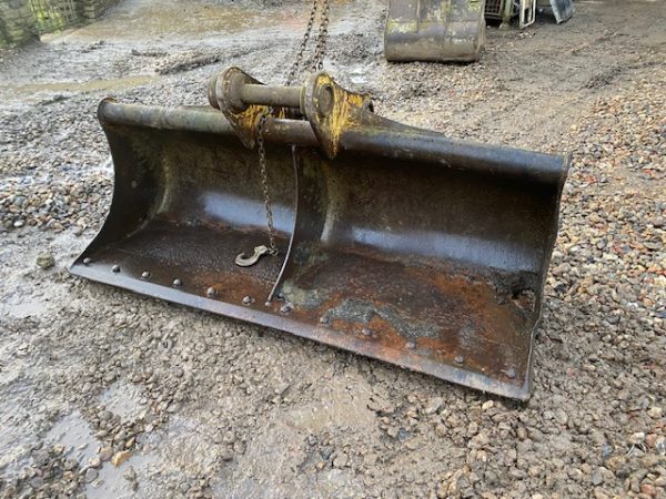 CAT 65mm Pin Ditching Bucket